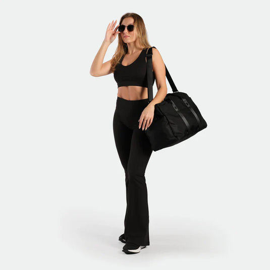 WOMEN-ESSENTIAL-2.0-FLARED-LEGGING