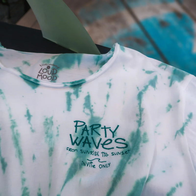 Load image into Gallery viewer, Party Waves T-Shirt - Kids Edition
